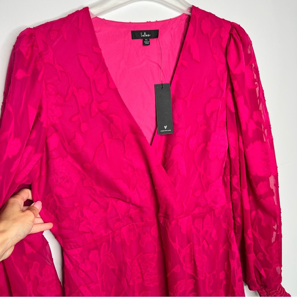 C30 NWT Lulus Appealing Passion Berry Pink Burnout Floral Jacquard Midi Dress - Picture 7 of 10